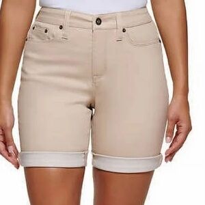 NWT DKNY 5 Pocket Jean Shorts
